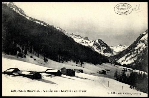 Modane (Savoie). Vallée du "Lavoir" en hiver