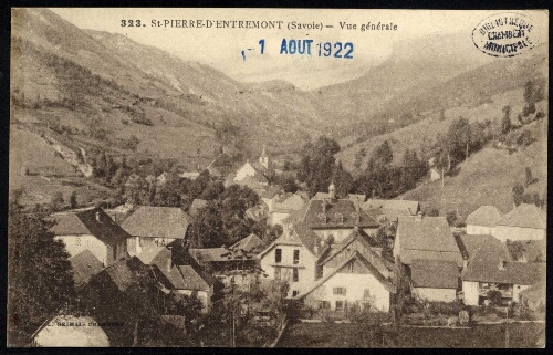 St-Pierre-d'Entremont (Savoie). Vue générale