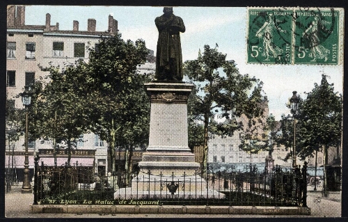 Lyon. La statue de Jacquard