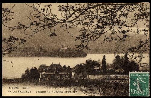 Lac d'Annecy. Talloires et le château de Duingt