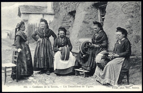 Costumes de la Savoie. Les Dentellières de Tignes