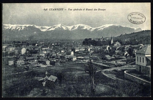 Chambéry. Vue générale et Massif des Bauges